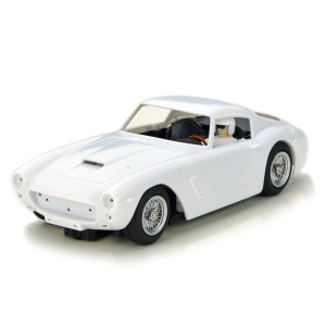 MR Slotcar F250 GT SWB White Kit