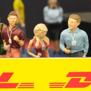 Slot Track Scenics VIP Guests A