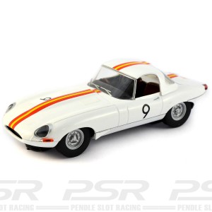 Scalextric Jaguar E-Type 1965 Bathurst No.9 Bob Jane
